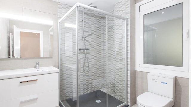 04. mueble blanco gres estilo mosaico soble pica